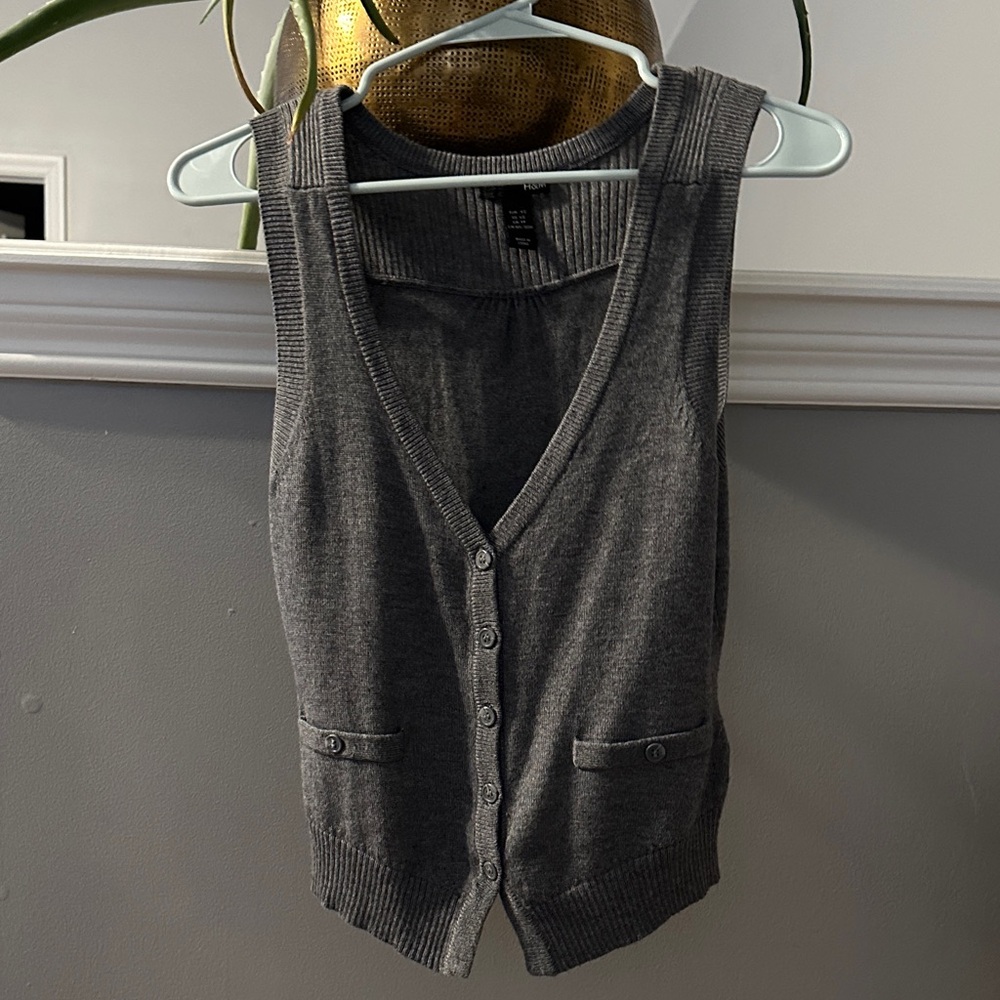 H&M Charcoal Knit Vest Size XS